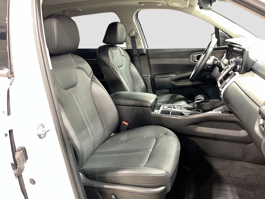2023 Kia Sorento EX