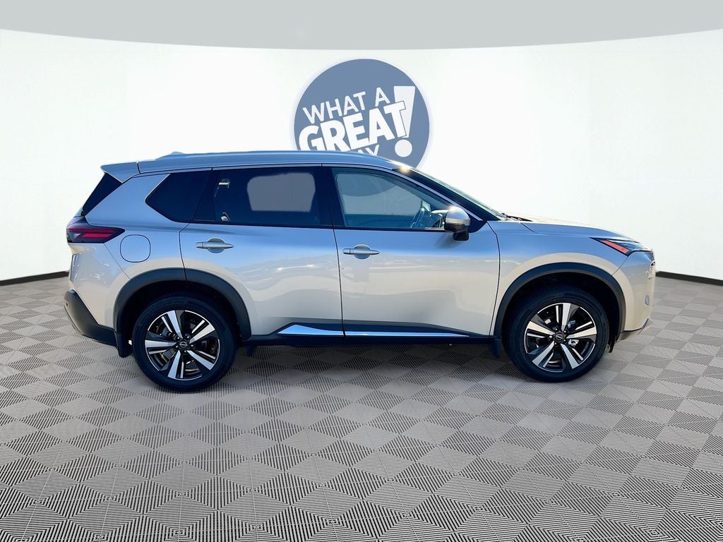 2022 Nissan Rogue SL