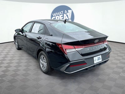 2024 Hyundai Elantra SE