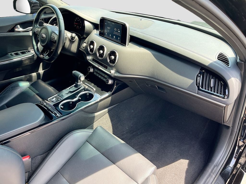 2021 Kia Stinger GT-Line