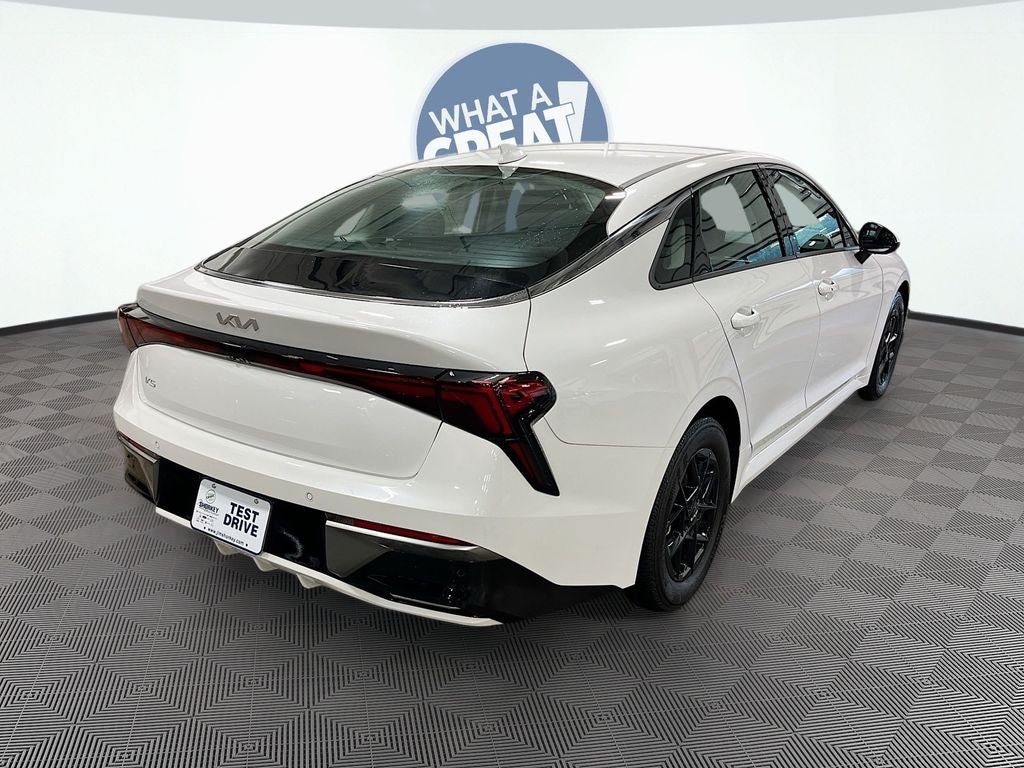 2025 Kia K5 LXS