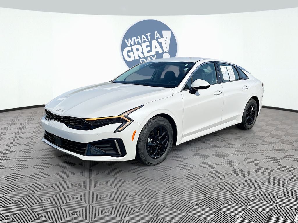 2025 Kia K5 LXS