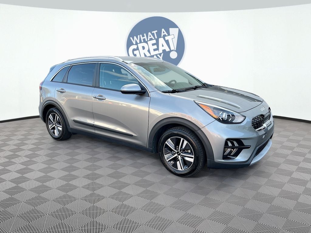 2022 Kia Niro LXS