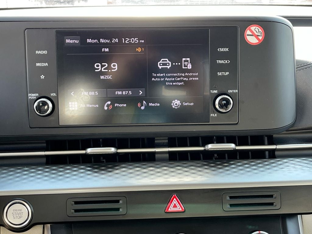 2024 Kia Carnival LX