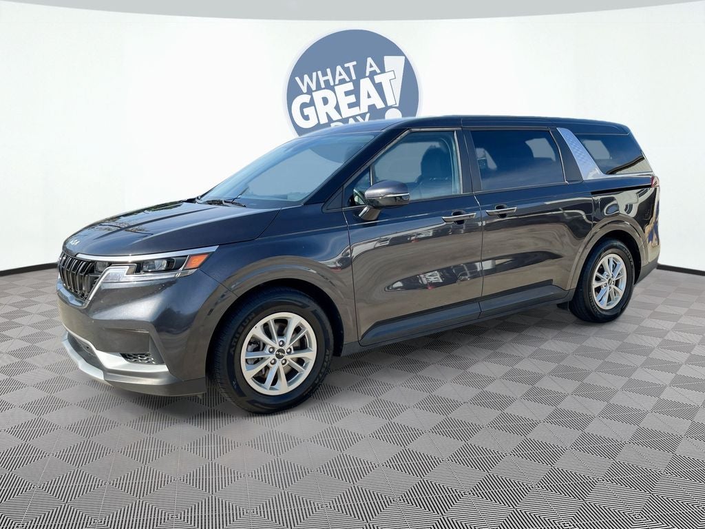 2024 Kia Carnival LX