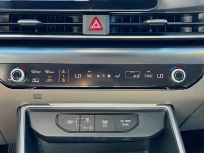 2025 Kia Carnival LXS