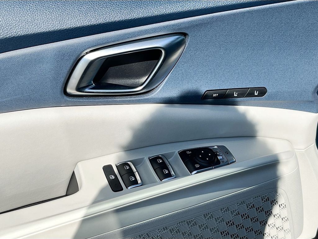 2025 Kia Carnival Hybrid EX