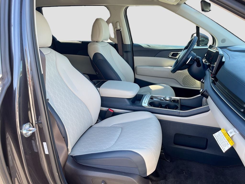 2025 Kia Carnival Hybrid EX