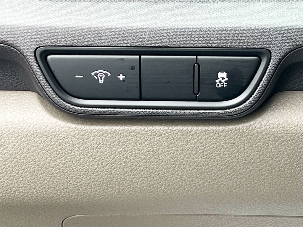 2025 Kia Carnival SX