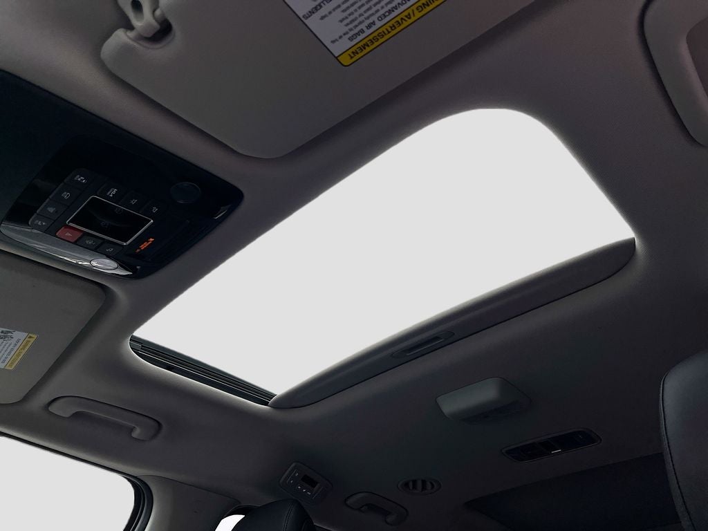 2025 Kia Carnival SX