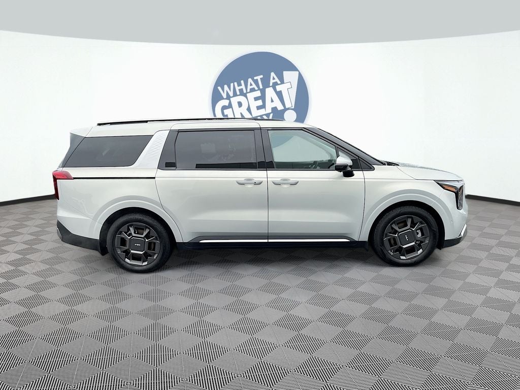 2025 Kia Carnival SX