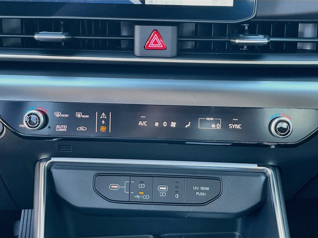2027 Kia Carnival SX