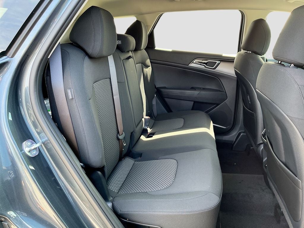 2026 Kia Sportage Hybrid S