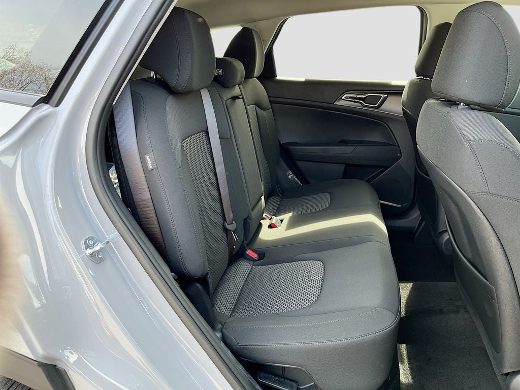 2026 Kia Sportage Hybrid S