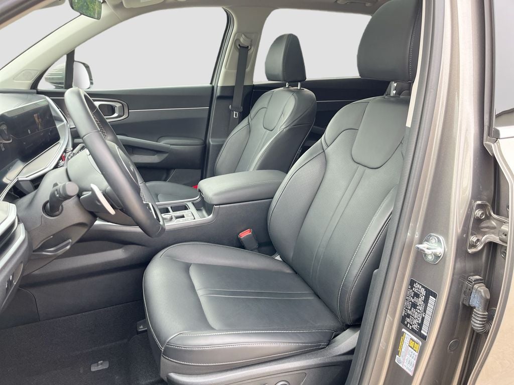 2025 Kia Sorento Hybrid EX