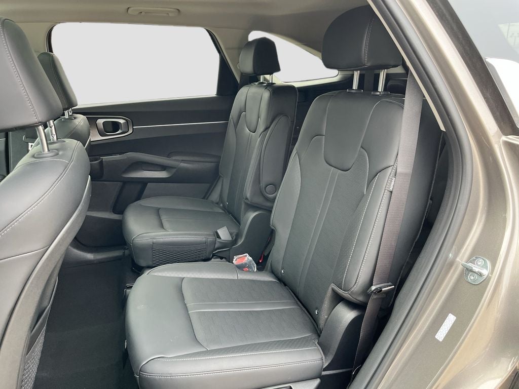 2025 Kia Sorento Hybrid EX